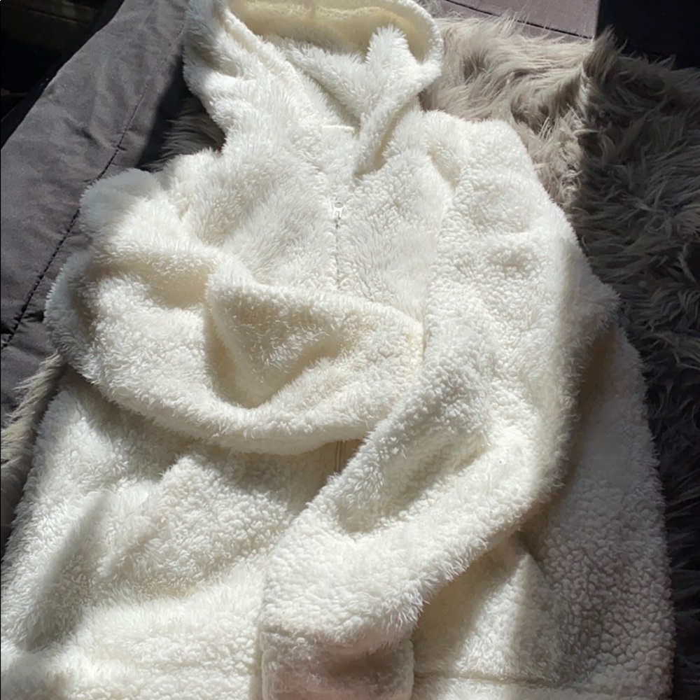 White fluffy jacket